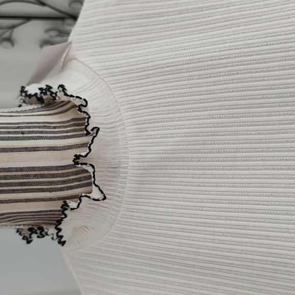 New LOFT Ribbed Cream w/ Black Ruffle Trim High Neck Long Sleeve Pull On Top XXL - Picture 2 of 9